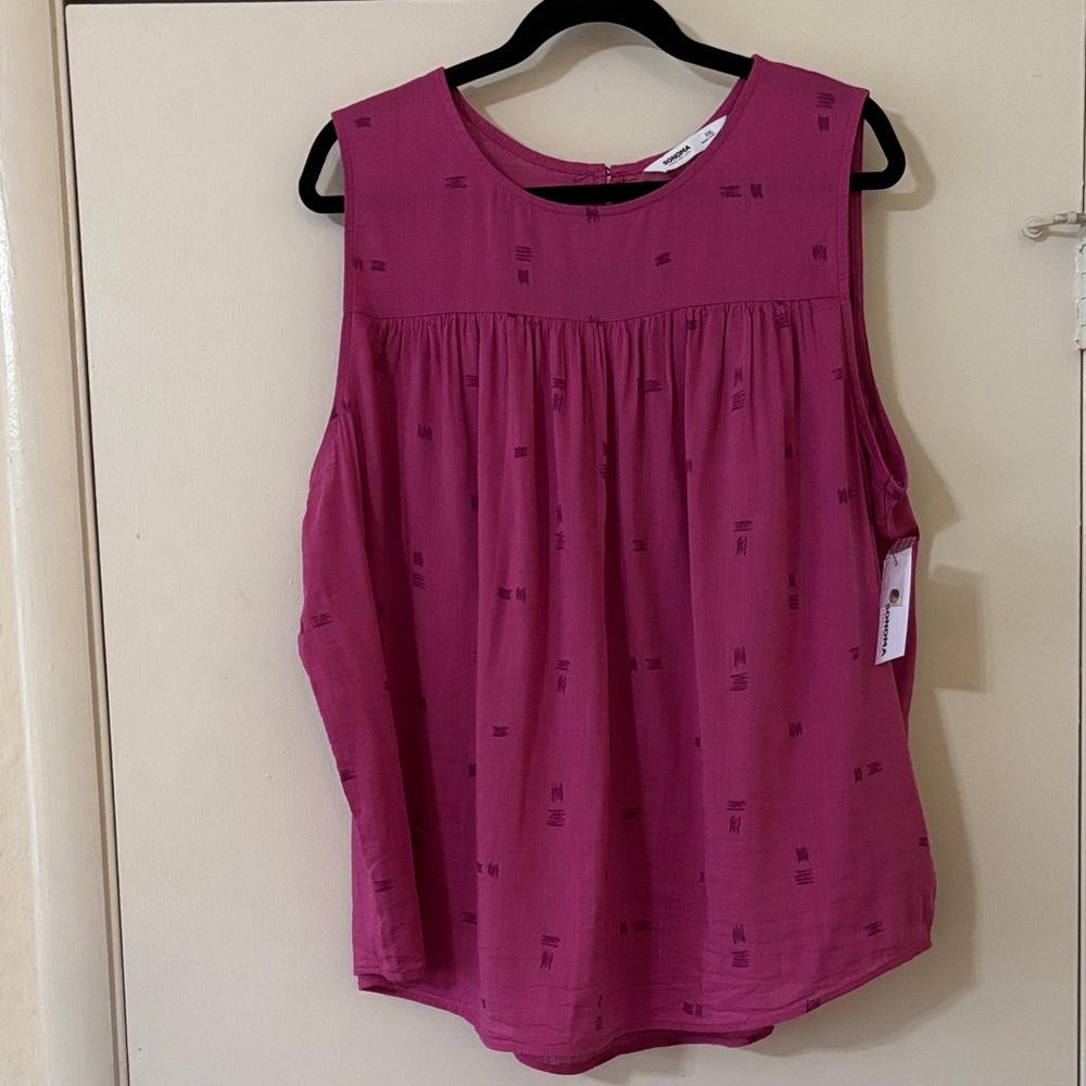 Sonoma Women's Tank Top in Berry